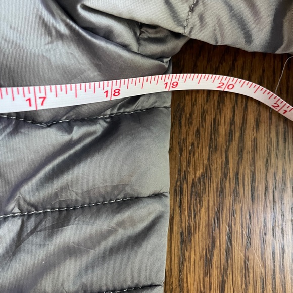 THE NORTH FACE puffer jacket coat - Picture 9 of 9